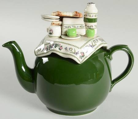 Botanic Garden Figural Teapot & Lid