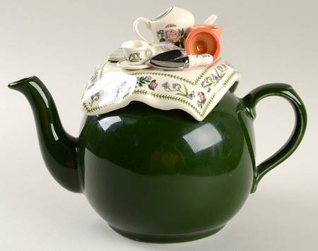 Botanic Garden Figural Teapot & Lid