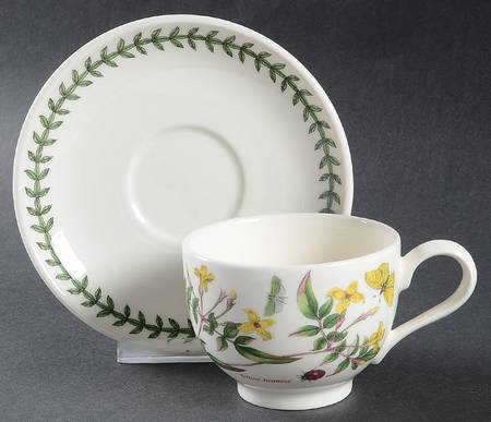 Botanic Garden Traditional Footed Cup & Saucer Set