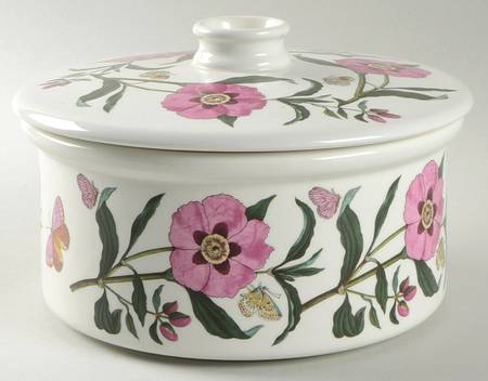 Botanic Garden 1.5 Qt Round Covered Casserole