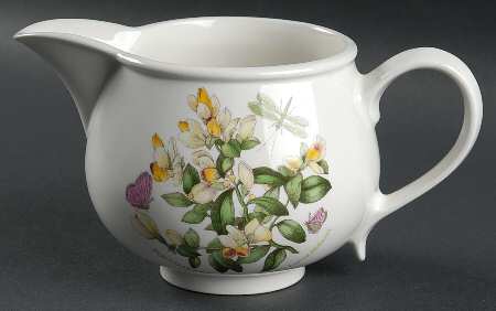 Botanic Garden Romantic Shape 16 Oz Gravy Boat/Pitcher
