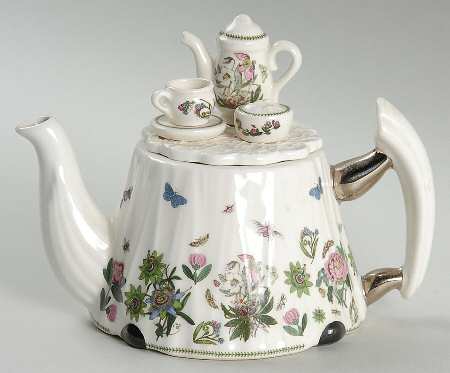 Botanic Garden Mini Figural Teapot & Lid