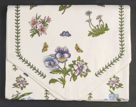 Botanic Garden 14" X 90" Cloth Table Runner