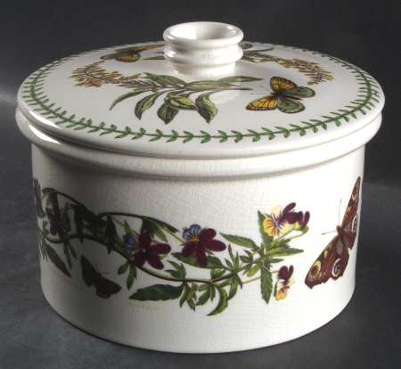 Botanic Garden 2 Qt Round Drum Covered Casserole