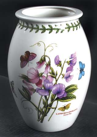 Botanic Garden 9" Vase Sovereign Shape
