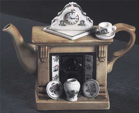 Botanic Garden Mini Figural Teapot & Lid