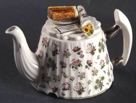 Botanic Garden Mini Figural Teapot & Lid