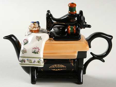 Botanic Garden Mini Figural Teapot & Lid