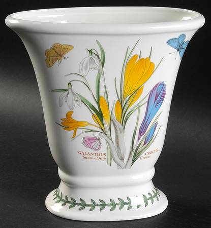 Botanic Garden 7" Oval Versailles Vase