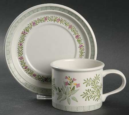 Garden Herbs Drum Breakfast Cup & Saucer Set