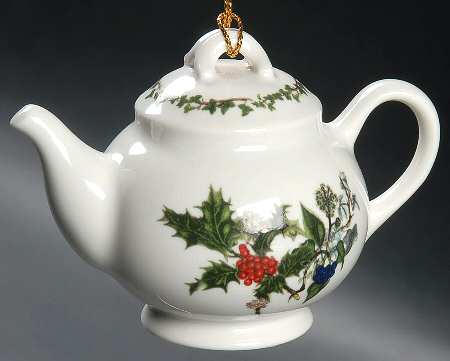 The Holly and The Ivy Teapot Ornament by Portmeirion