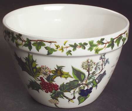 The Holly and The Ivy 5" Pudding Bowl by Portmeirion