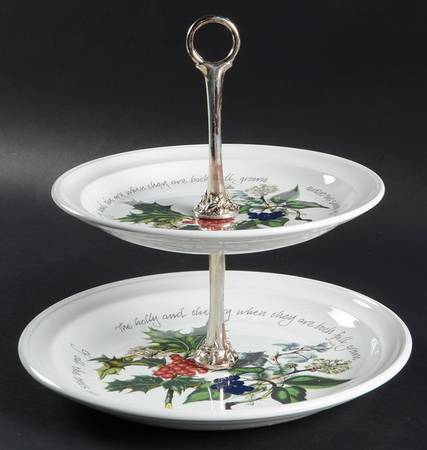 The Holly and The Ivy 2 Tiered Serving Tray (Dinner & Salad Plate)