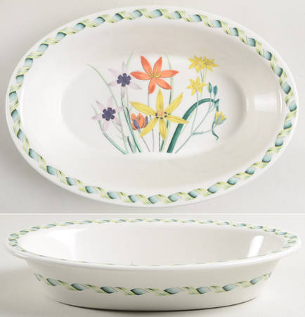 Ladies Flower Garden 11" Oval Baker