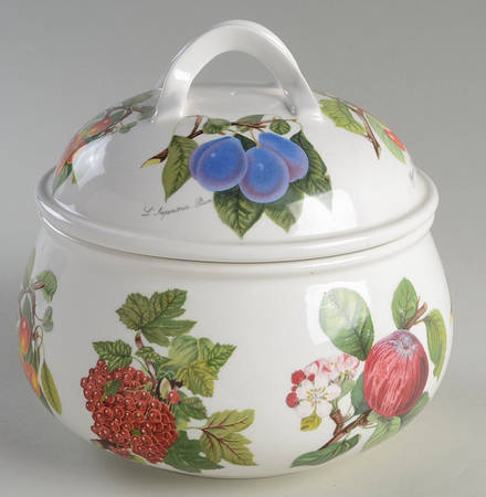 Pomona 2 Qt Round Covered Casserole