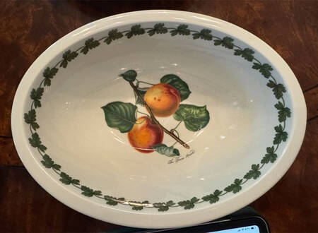 Pomona 9" Sovereign Deep Oval Bowl