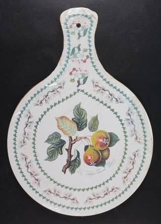 Pomona Round Handled Melamine/Wood Cutting Board