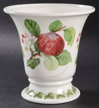Pomona 7" Oval Versailles Vase by Portmeirion