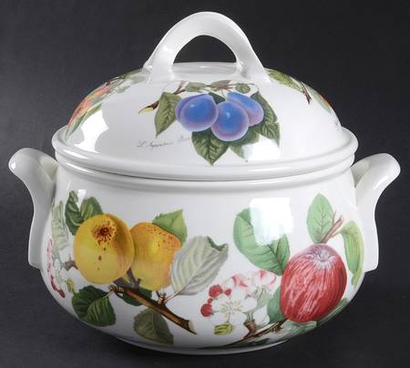 Pomona 2 Qt Round Covered Casserole