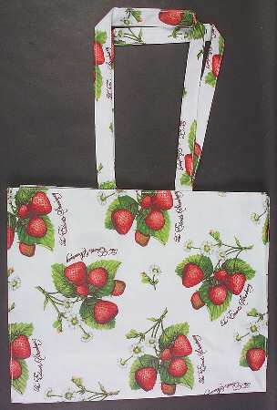 Pomona Matt PVC Shoulder Gusset Bag