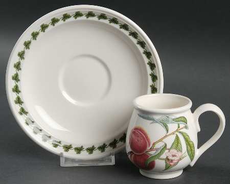 Pomona Romantic Mocha Cup & Saucer Set w/Laurel