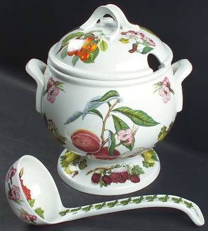 Pomona Tureen & Lid with Ladle