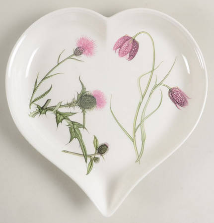 The Queen's Hidden Garden Heart Shaped Dish