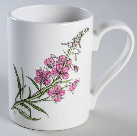 The Queen's Hidden Garden Mug