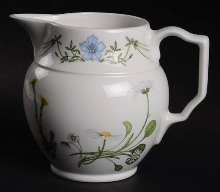 The Queen's Hidden Garden 16 Oz Jug