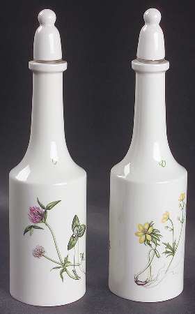 The Queen's Hidden Garden Vinegar and Oil Set with Stoppers