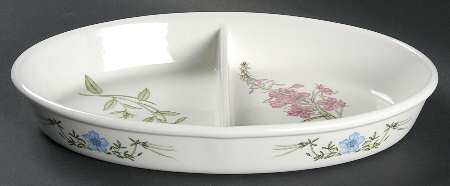 The Queen's Hidden Garden 11" Oval Divided Vegetable Bowl