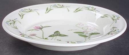 The Queen's Hidden Garden 10" Pie Baking Plate