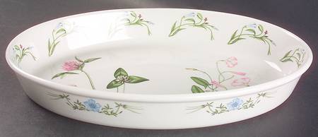The Queen's Hidden Garden 14" Oval Baker