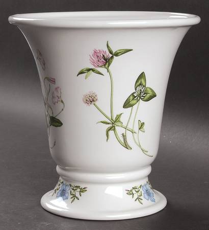 The Queen's Hidden Garden 6" Cachepot/Vase