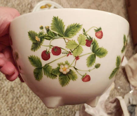 Summer Strawberries Fruit Drainer Bowl