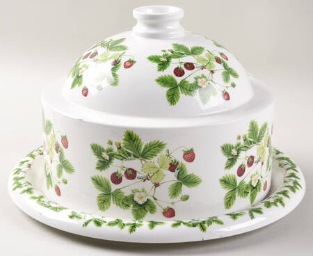 Summer Strawberries Cheese Dome with 10" Plate
