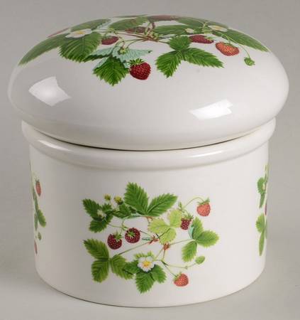 Summer Strawberries 2" Storage Jar & Lid