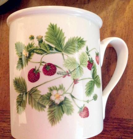 Summer Strawberries Mug
