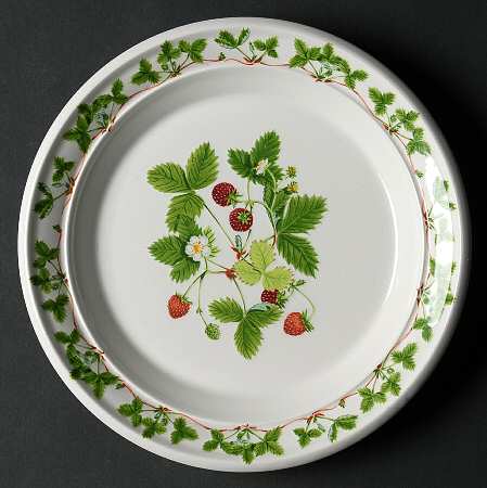 Summer Strawberries Bread & Butter Plate