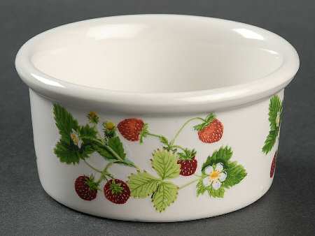 Summer Strawberries Ramekin