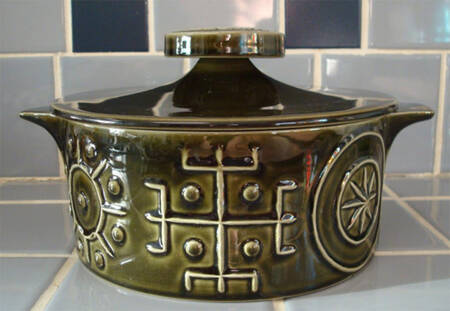 Totem Olive Green Round Covered Vegetable