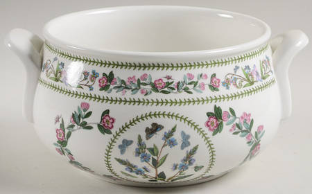 Variations 2 Qt Round Romantic Covered Casserole No Lid