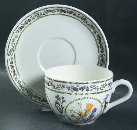 Variations Jumbo Cup & Saucer Set
