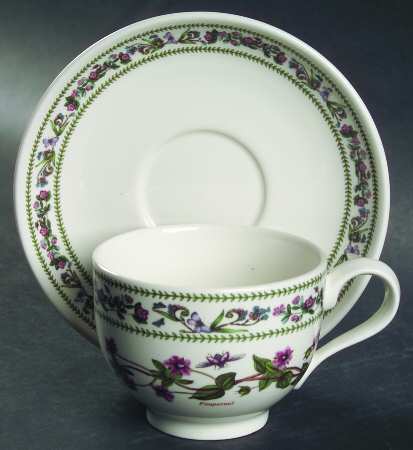 Variations Traditional Footed Cup & Saucer Set