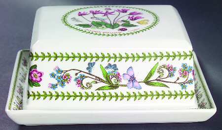 Variations Rectangular Covered Butter
