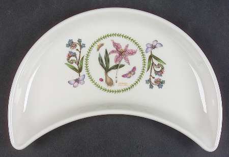 Variations Crescent Salad Plate