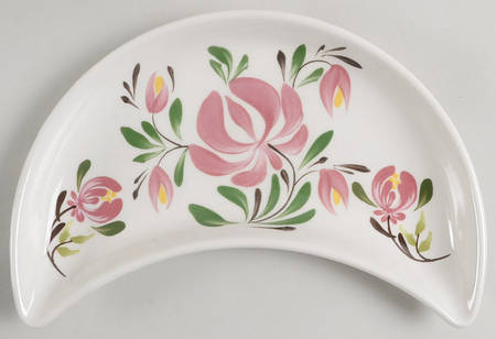 Welsh Dresser Crescent Salad Plate