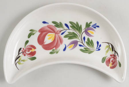 Welsh Dresser Crescent Salad Plate