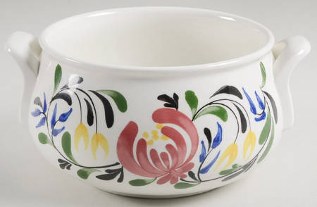 Welsh Dresser 2.5 Qt Round Romantic Casserole No Lid