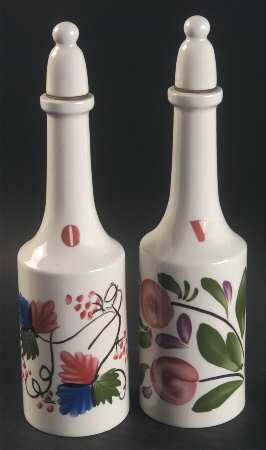 Welsh Dresser Vinegar and Oil Set with Stoppers